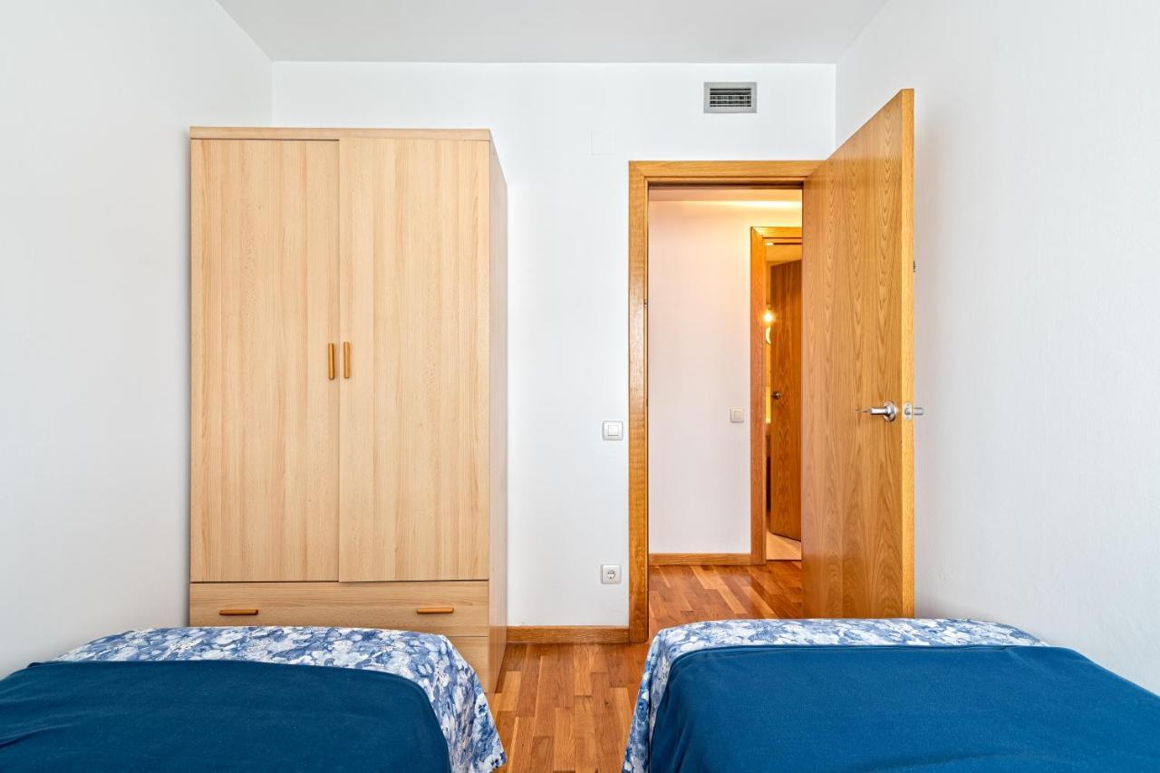 Calido Apartamento Con Piscina En Barcelona ริปอเยต ภายนอก รูปภาพ